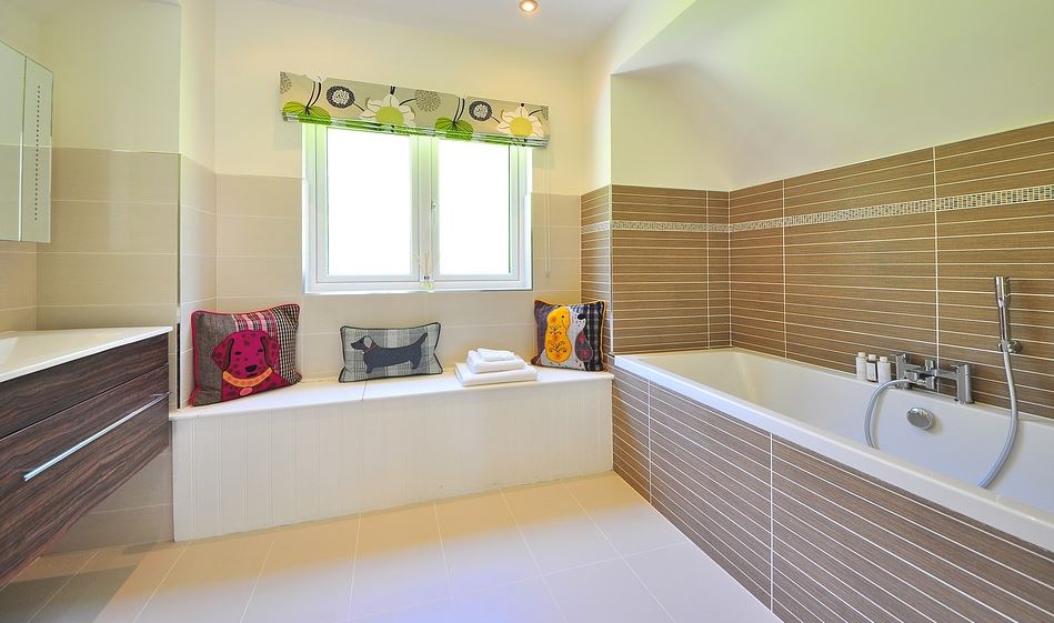 When to Clean Your Bathroom (And How)